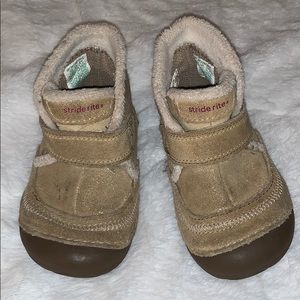 Tan Stride Rite velcro boots- Toddler 5.5